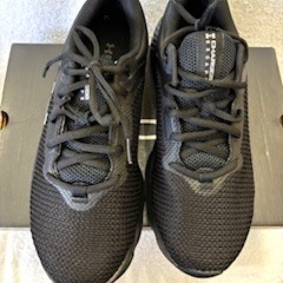 Under Armour black "Charged Escape" running sneakers NIB Size 8-1/2 2E - Picture 1 of 9